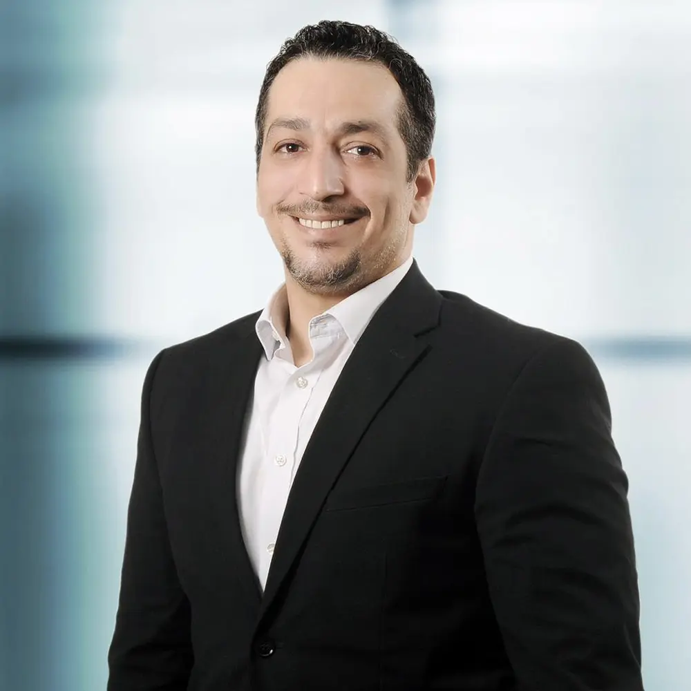 حمزة مبيضين